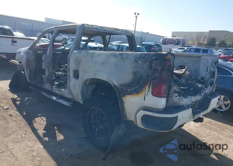 2022 Chevrolet Silverado 1500 Ltd 4Wd Short Bed Rst from USA, damaged, VIN 1GCUYEEL4NZ161416